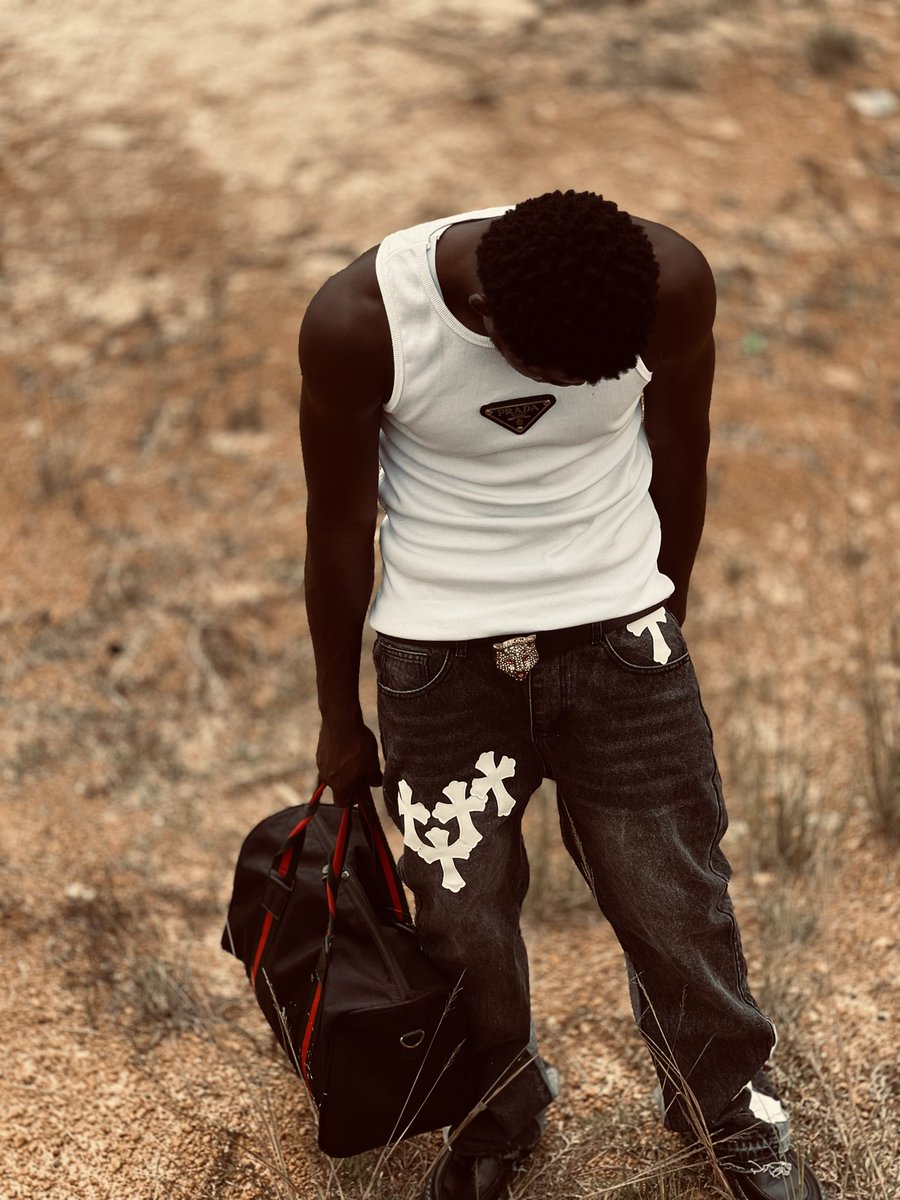 yeezypluto's tweet photo. If I gave you a "free pass' for one specific act with me, what would you choose? #INDvsPAK #RISERCONCERTD2 #PerthTanapon #Prada #LouisVuitton #fashionstyle #khaidxr #newyear #じゃああんたが作ってみろよ #目黒蓮誕生祭2026 #sydney_talker https://t.co/tMKPhctdRF
