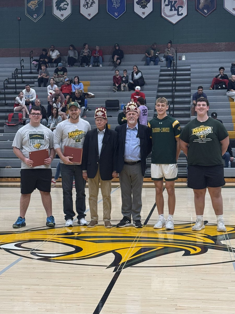 Basehor-Linwood Football tweet media