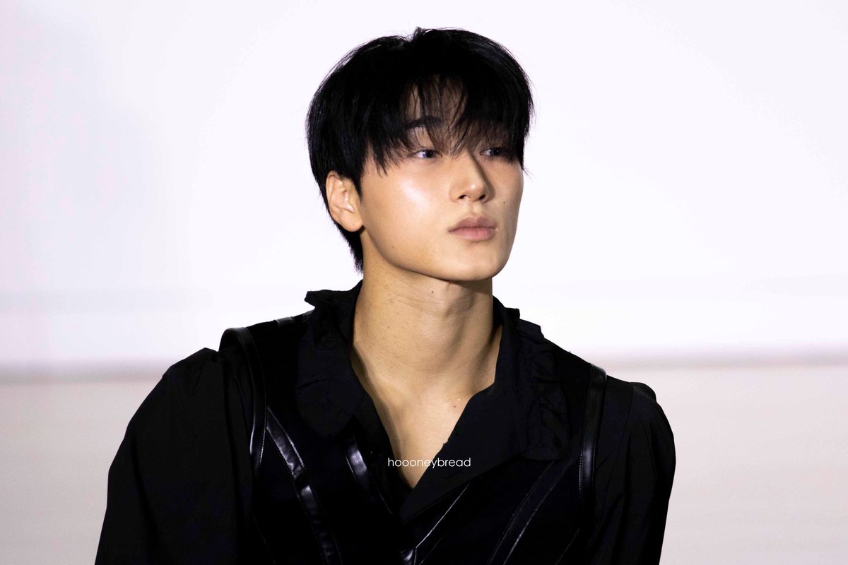 hoooneybread's tweet photo. 260214 

#에이티즈 #산 #최산
#ateez #san https://t.co/0J1LoatKic
