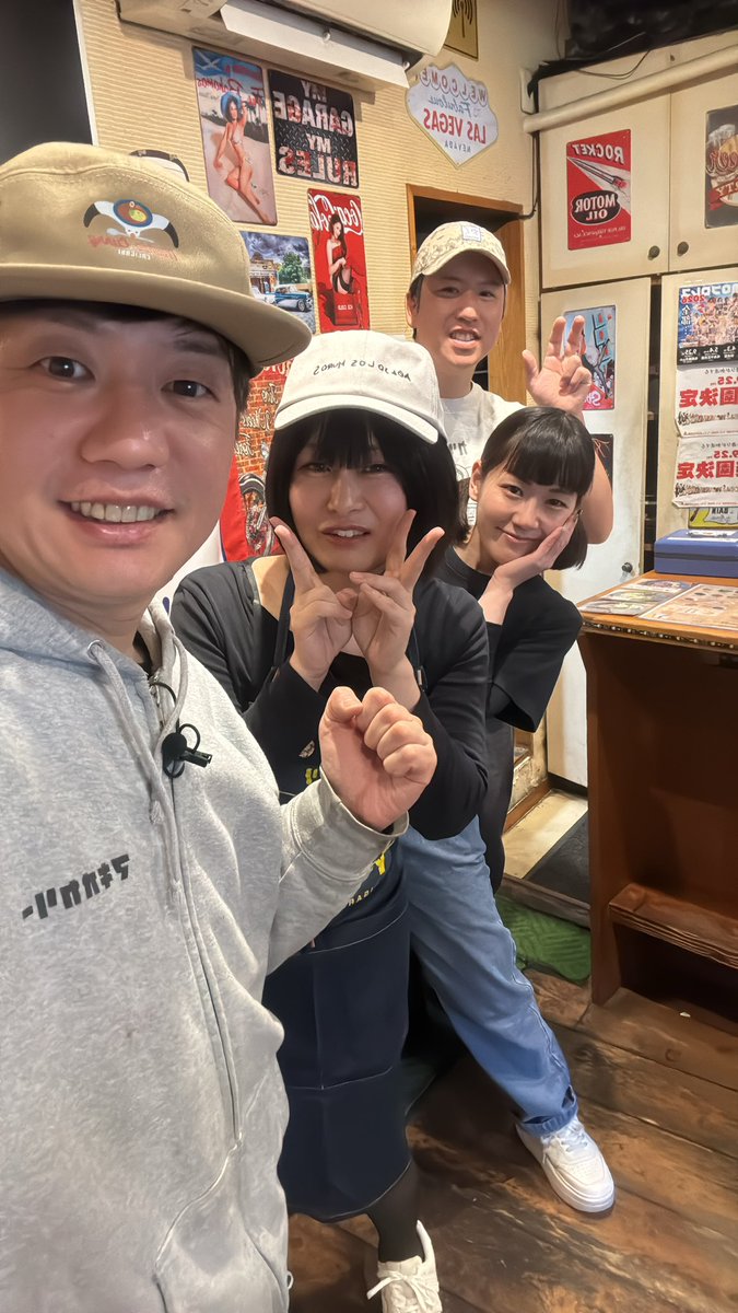 makiokamomental's tweet photo. 今日の三軒茶屋カリガリマキオカリーは、白桃ピーチよぴぴも出勤してくれています🍛
#マキオカリー　#白桃ピーチよぴぴ https://t.co/EEI5Rh1tiS