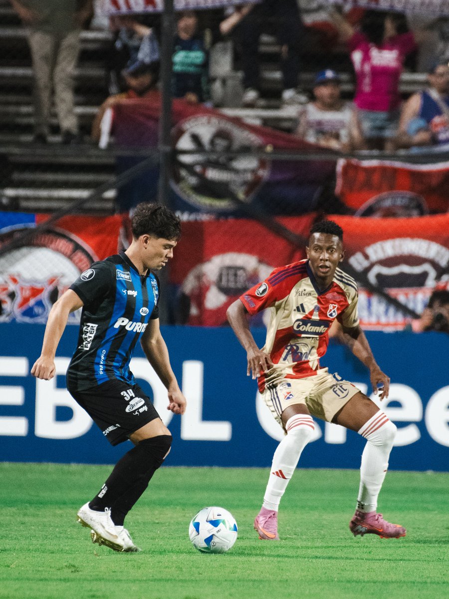 #CopaLibertadores #Fase2 #Ida 🏆
Gol de Francisco Fydriszewski en la victoria como visitante de <a href="/DIM_Oficial/">DIM</a> 🇨🇴 2-1 ante <a href="/LiverpoolFC1915/">Liverpool Fútbol Club</a> 🇺🇾. En el local Santiago Strasorier marcó el empate parcial, Santiago Laquidain y Nicolás Garayalde fueron titulares mientras que Ramiro