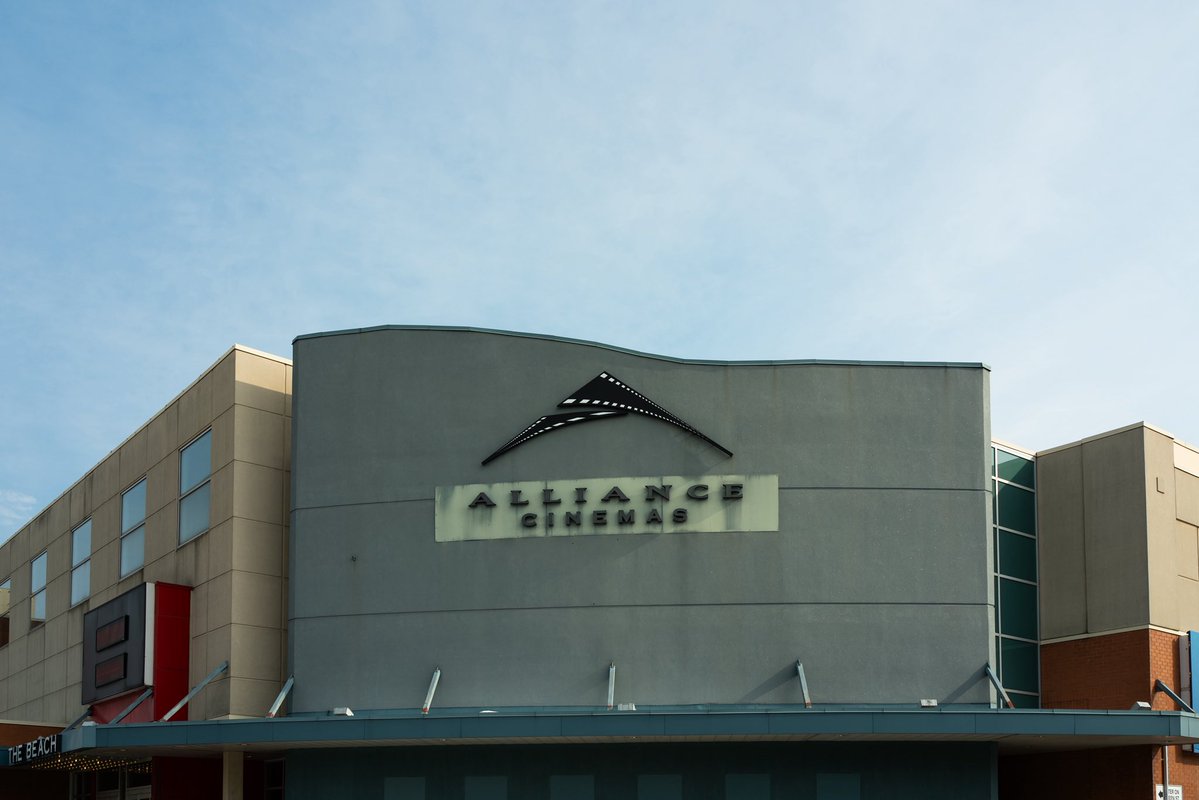 The Beaches cinema in Toronto closed for good today, so I went and said farewell. 

Not a good sign when one of the only spots for new releases in the east end of the city shuts down. Support your local cinema, whether it’s big or small.