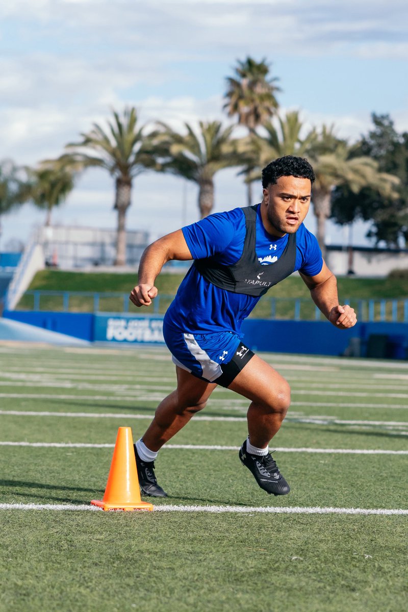 SanJoseStateFB's tweet photo. daily deposits 📈

#AllSpartans https://t.co/QilwgEuVeZ