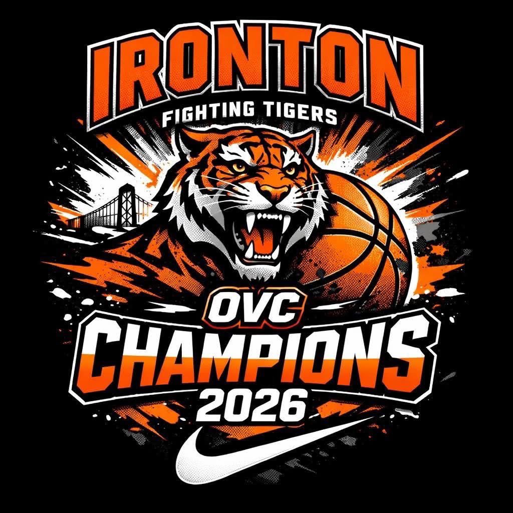 FootballIronton's tweet photo. A nice ring to it! 🔔

@itowntigerhoops 

#SchoolOfChampions https://t.co/YGLZDoxFIX