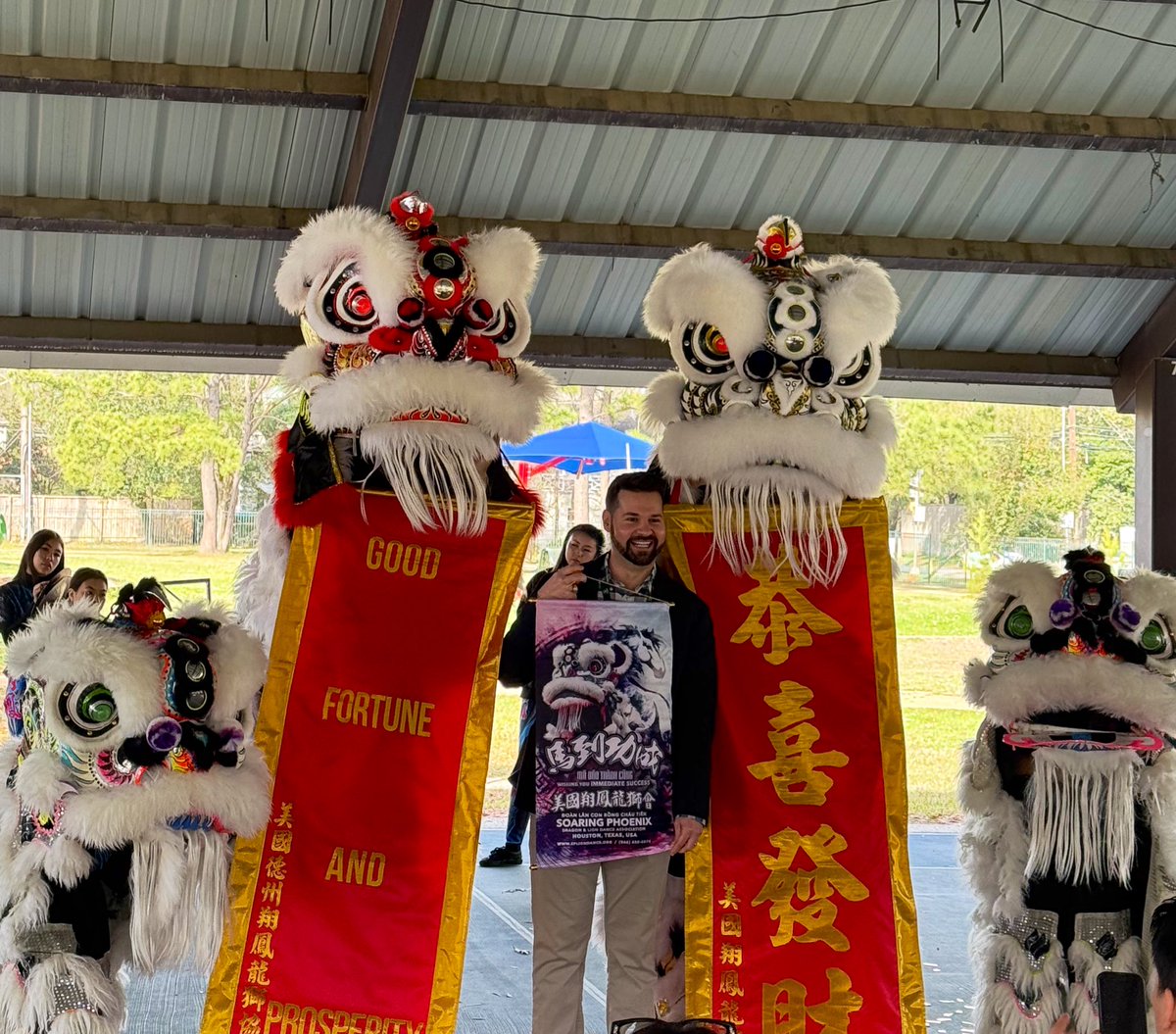 River Oaks IB World School tweet media