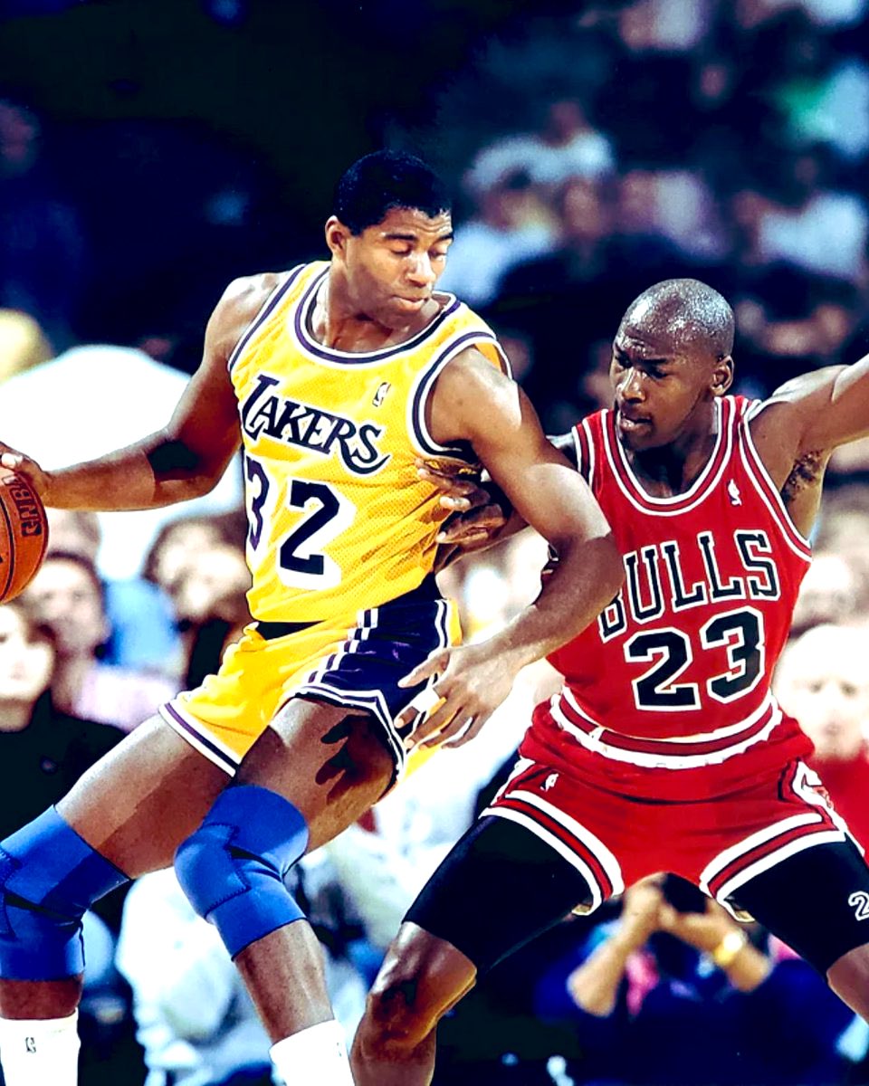 SM42INC's tweet image. Happy Birthday 🎂 Mr.Jordan #theGOAT
Thank you for being a distant #MajorMentor of myself &amp;amp; I’m many others aswell!
Also a big #Congrats re your #teams #Historical win @ the @Daytona500 and your accomplishments regarding education,community &amp;amp; family away from the court 💯