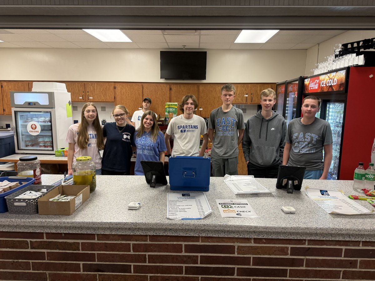 Want to thank this group for such a great job of working the concession stand last night. Awesome job!