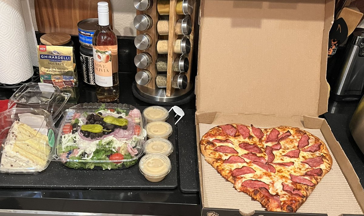 tewattsucsb's tweet photo. I'm noticing that most of my posts appear to be food-related, as of late... AND HERE'S ANOTHER ONE! 🤣🤣Few days late, but here was our Valentine's Day feast! Antipasto salad, yummy, yummy CAKE and a heart-shaped Canadian bacon pizza! https://t.co/GfkysbmIK4