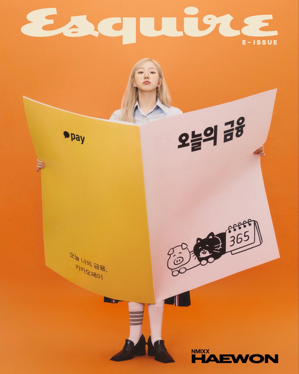 The mood shifts, and so do I. A little brighter, a little sharper — proving that practicality can still carry personality and style! 🧡