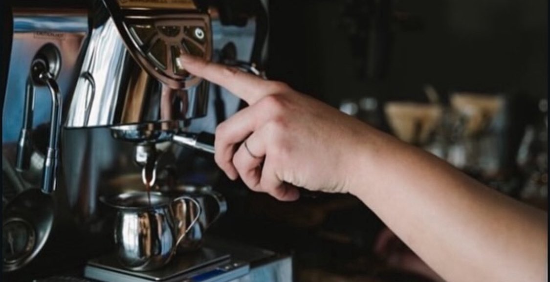 open 12：00
close 18：30