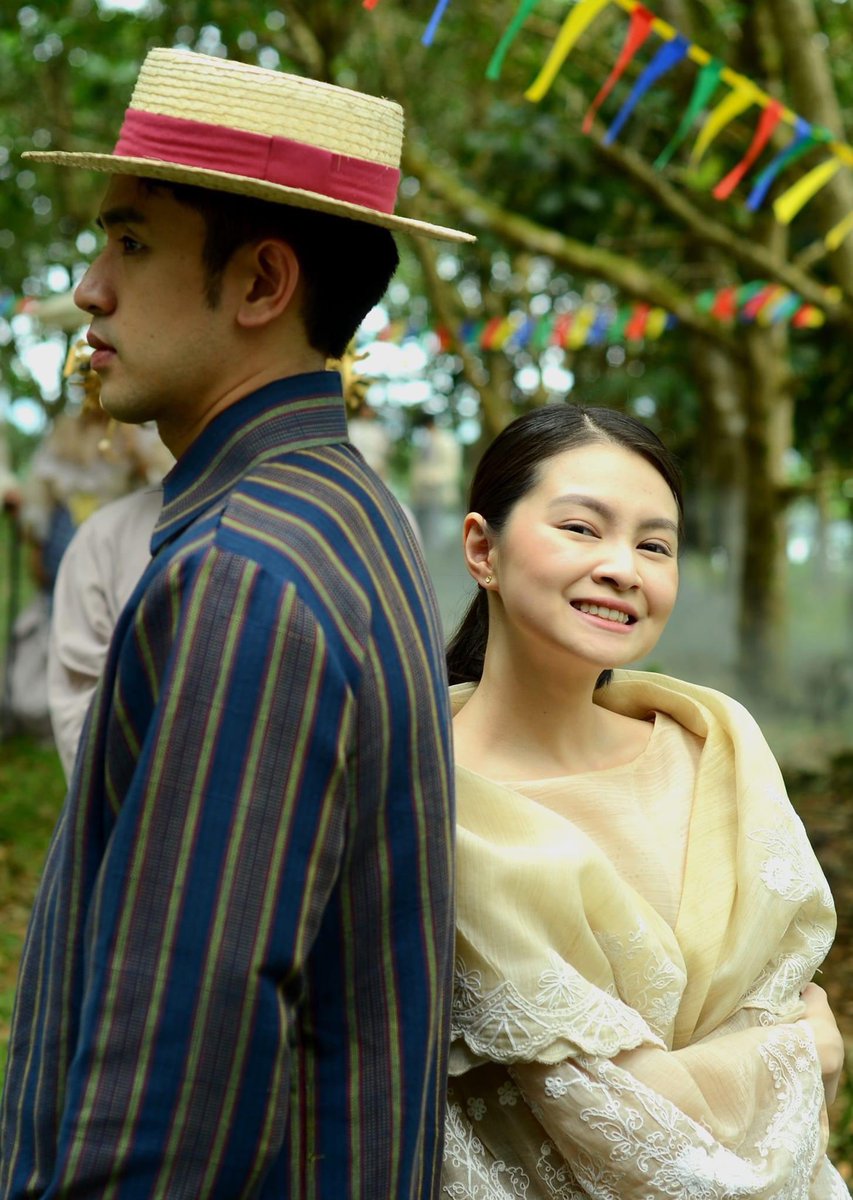 DavidTroopsOFC's tweet photo. It’s officially the season of Noli MT &amp; El Fili this quarter. Some teachers r recommending MCI; evthough it puts a modern twist on the original plots, it captures the feels of the books.

Nagreminisce na ba ang lahat? 

- AD @ohjhelsky 

#BarDa #FiLay #DavidLicauco @davidlicauco https://t.co/lrRBuQh8oA