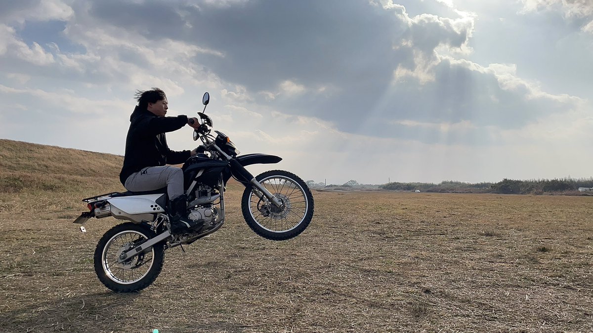 knm116daeg's tweet photo. そいや
#klx125
納車したこと言ってなかった。

夫婦で佐賀のオフロード楽しみながら
子供の成長見守って行きたいと思います。

そしてオフロード初心者なので
是非私たち誘ってください🔰 https://t.co/BtyiSbn8rD
