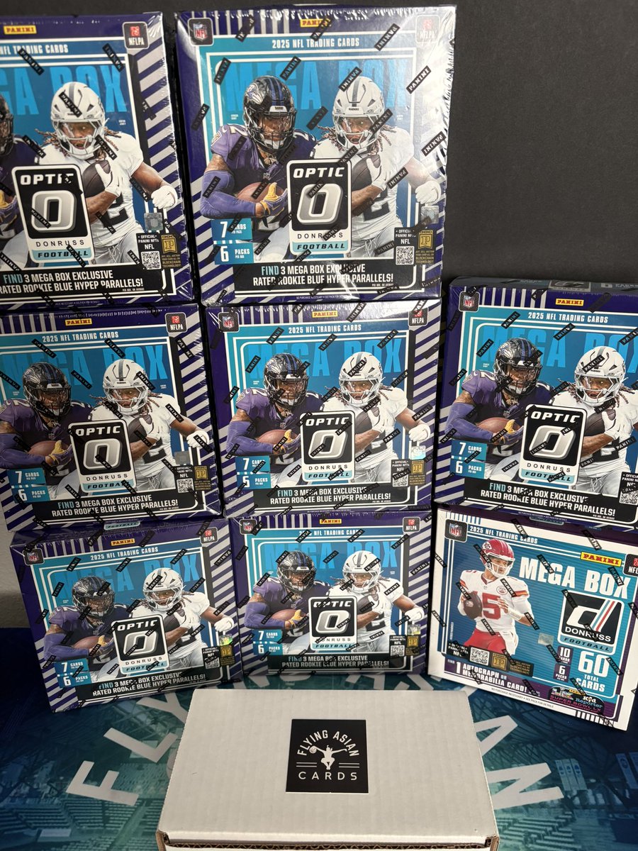 FlyingAsianCard's tweet image. New breakers, $15 spot!

Repack Break 191
7 - Optic megas (Downtowns, Uptown’s!)
1 - Donruss mega 
1 - FAC repack ($150 value!)

$25 for a random team. $10 off if it’s your first break with me 

All rookies, autos, numbered, mem, inserts, case hits, etc ship. No vet base ships