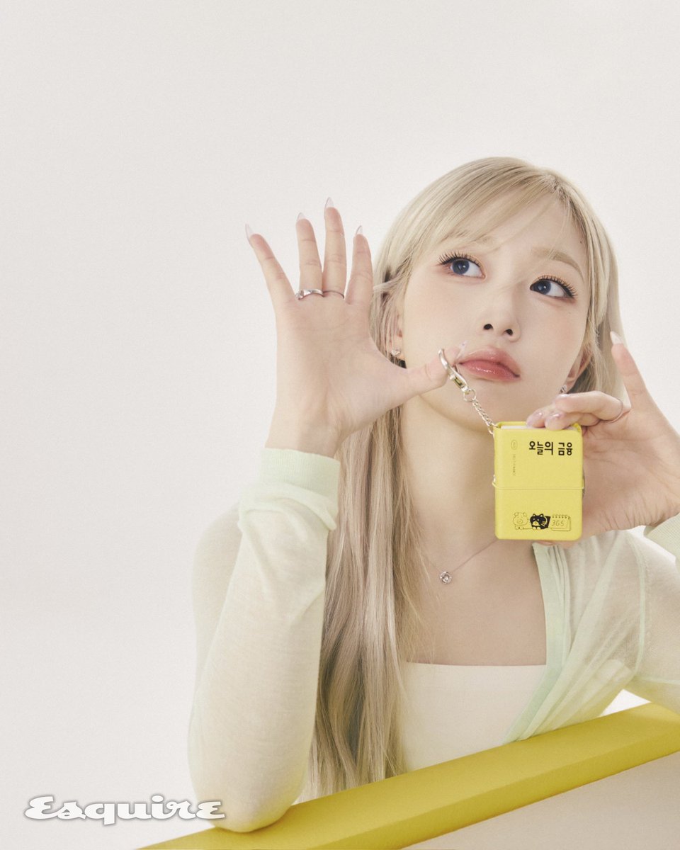 Up close, everything softens. In this quiet frame, I choose calm over noise, letting presence speak louder than movement! 🤍