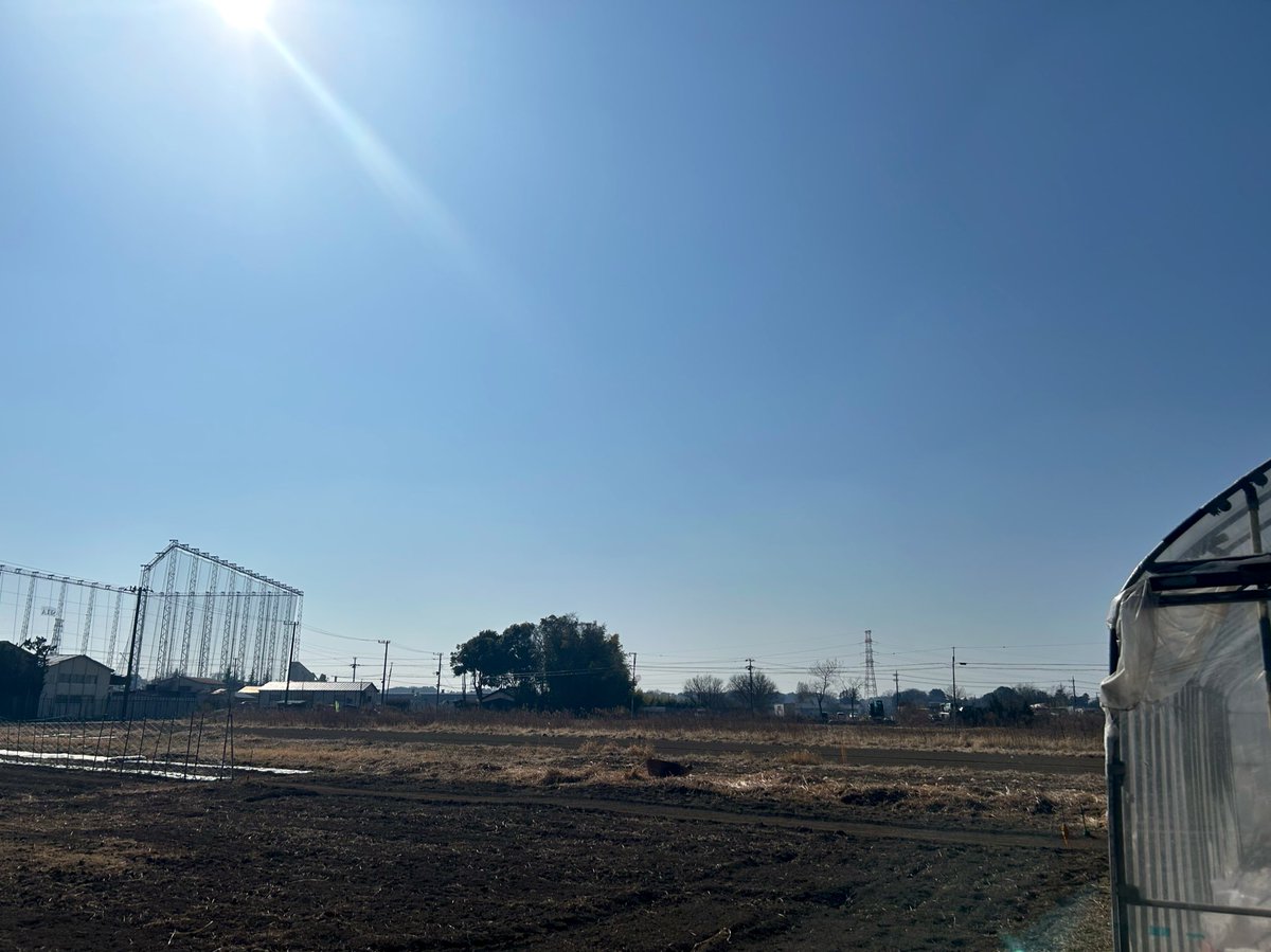 お世話になってるサロンの企画で千葉の無農薬農家さんまで味噌作り遠足に行ってきました😄農家さんの野菜がとにかく美味しい😻田植えやお芋掘り体験も出来る様なので少し遠いけどまた行きたいな☘️なぜか独立している、しようとしている方が多く異業種交流もできて色々勉強になった✨️