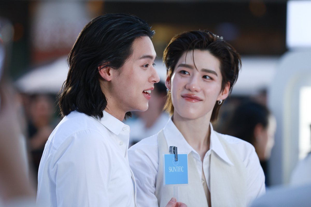 ช้านเกบอาการไม่เก่งหรอกเทอ
เกบอารมไม่อยู่หรอกเทอ
เล่นกับใจชั้นเกิน
เทอต้องเจอ
my guilty, my guilty pleasure 

#guiltypleasure