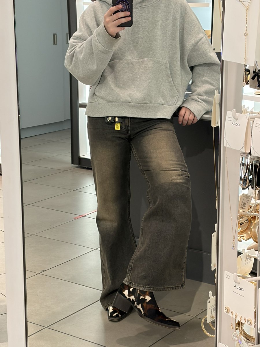 _evanizer's tweet photo. all men gotta do is wear boots and call it elevated casual https://t.co/DF1OZUuSMN