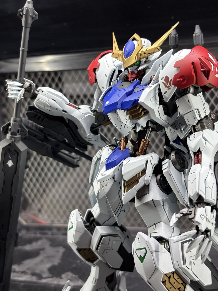 Rere_gunpla's tweet photo. ガンダムバルバトスルプス全塗装完了！
出来栄えはいいのでたくさんいいねください🙇❤️
#ガンプラ
#鉄血のオルフェンズ https://t.co/wbAYIQe15d