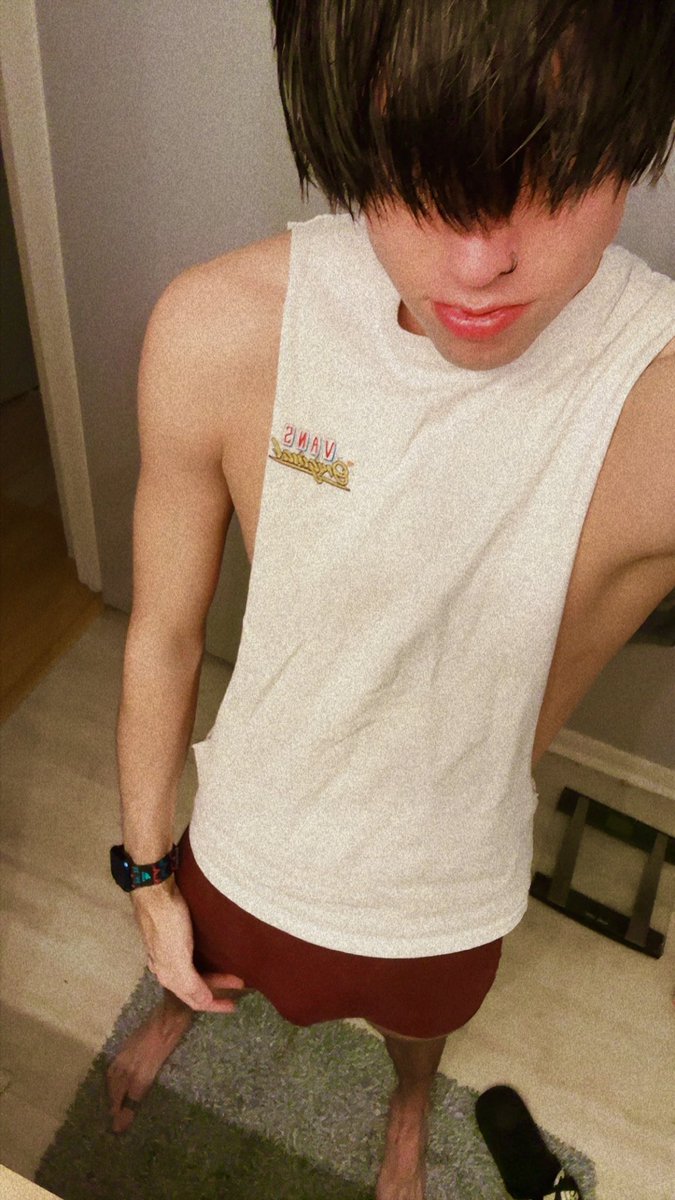 it’s Tuesday night stream time🤘🏻

m.twitch.tv/bytzxx
#twitch #twink #hearthstone #bytz #overwatch #fyp #viral #ootd #selfie