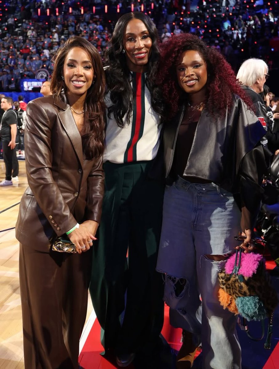 Jennifer Hudson tweet media