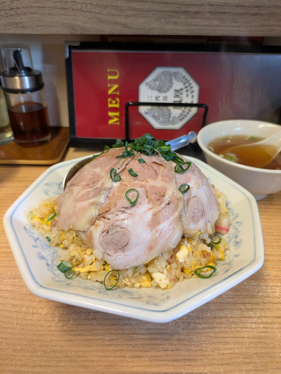 金メダル級のチャーハン！ 二代目鳳凰 最高です♪