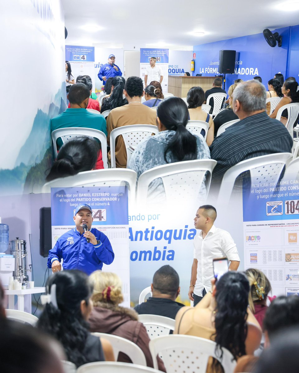 Con Kevin Montoya vamos a seguir impulsando estrategias para fortalecer el arte, la cultura y el talento joven. Esto transforma nuestro país porque abre oportunidades reales, previene la violencia, dinamiza la economía creativa y construye comunidad desde la identidad y el