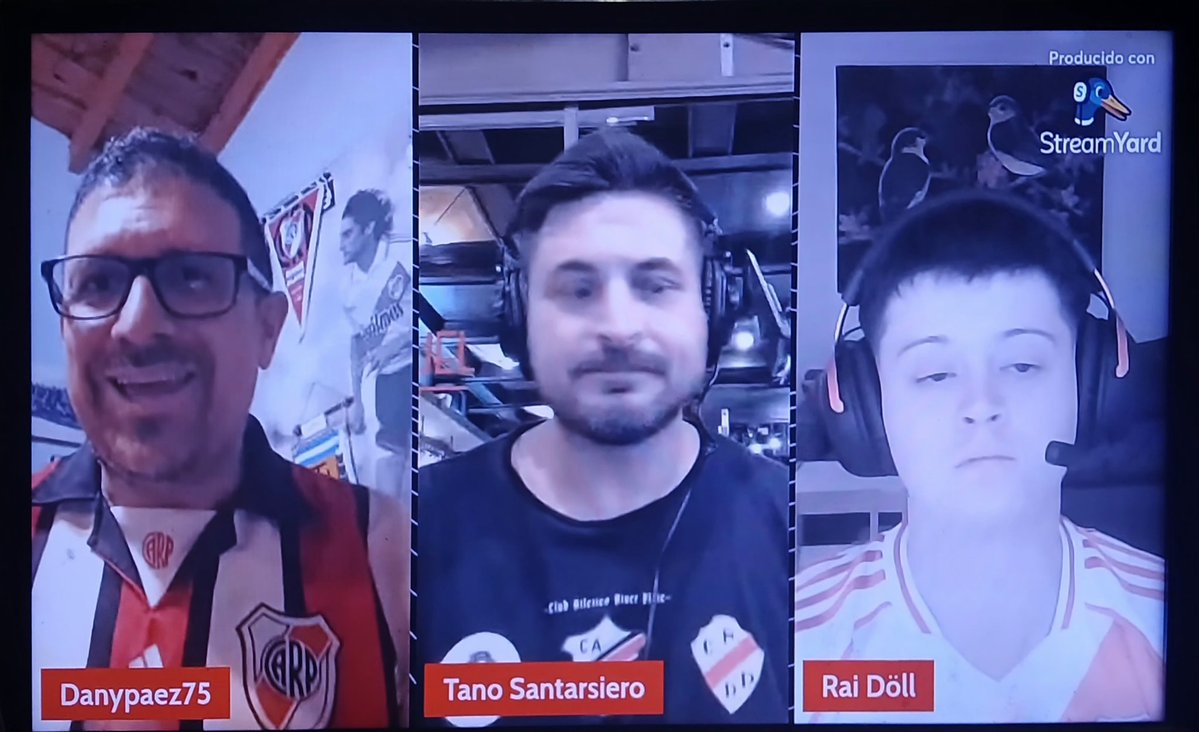 #TresEnLinea <a href="/TanoSantarsiero/">Tano Santarsiero</a> <a href="/DanyPaez1975/">Dany Paez</a> Raimundo Doll no mire el partido,solo escuche <a href="/SintoniaMok/">📻 Sintonía Monumental🎙</a> 
No cambia nada ka victoria,sin juego, pagando millones en sueldos y contratos para que los pibes salven al DT, #Comodoro presente