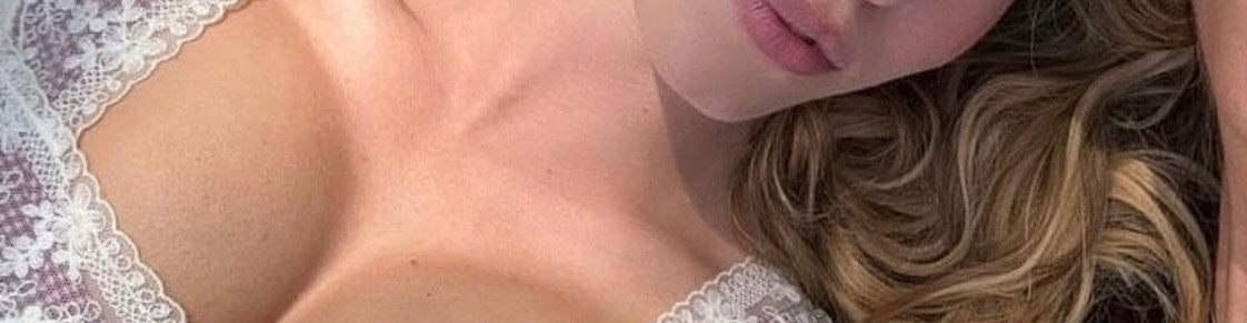 KlassicKohli's tweet photo. Tap to see Sydney Sweeney or have a bad day