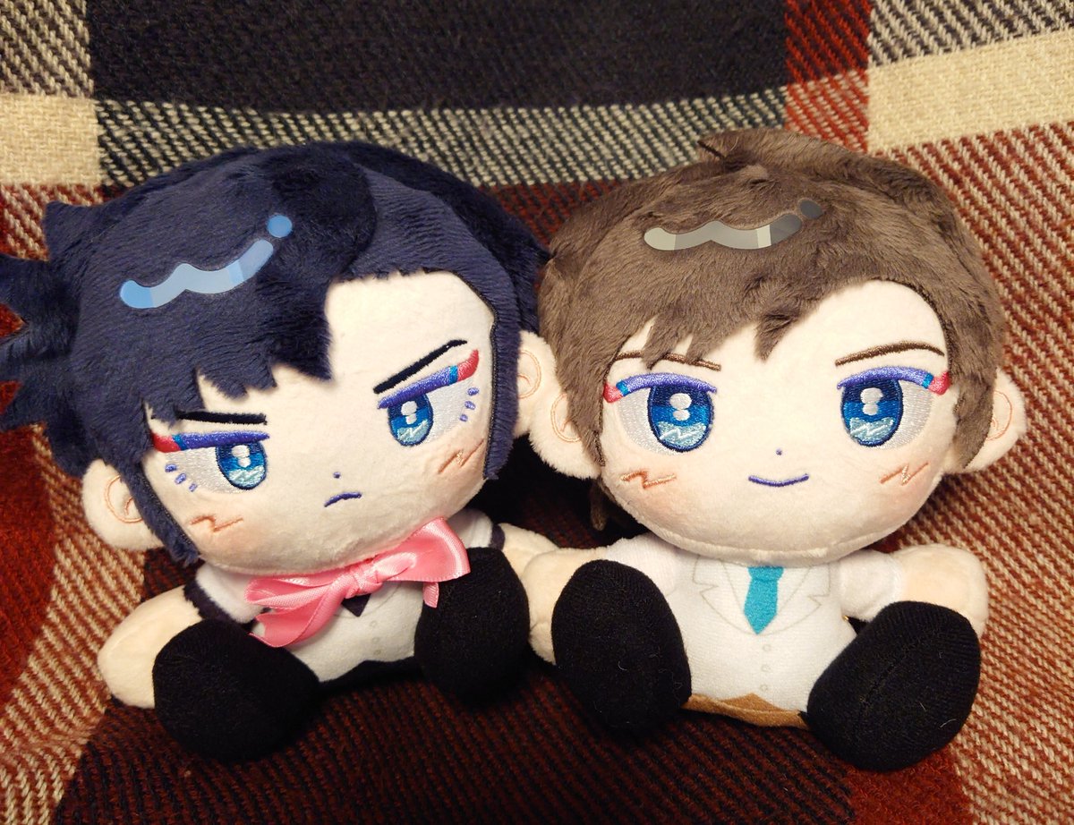 かわいい〜〜すごくかわいい〜〜先生なんもできなくてごめんね　おれはなんか字とか書いてるタイプのオタクだったはずなのにね