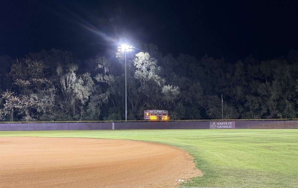SFCHawksBSB's tweet photo. SFC Baseball gets a big 3-1 win vs the #24 team in the state. Jameson McGuire does it again on the mound (88 pitches 7 innings striking out 9 batters). Carson Dicks goes 2-3 with a RBI. Sam Barnett and Jackson Waters both pick up a RBI as well.#LetsGoHawks https://t.co/9lk4A8g5il