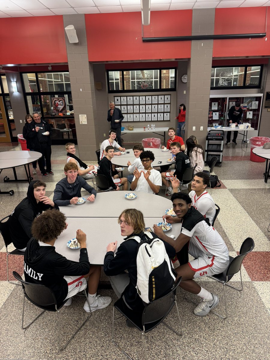 Streator Bulldogs Boys’ Basketball tweet media