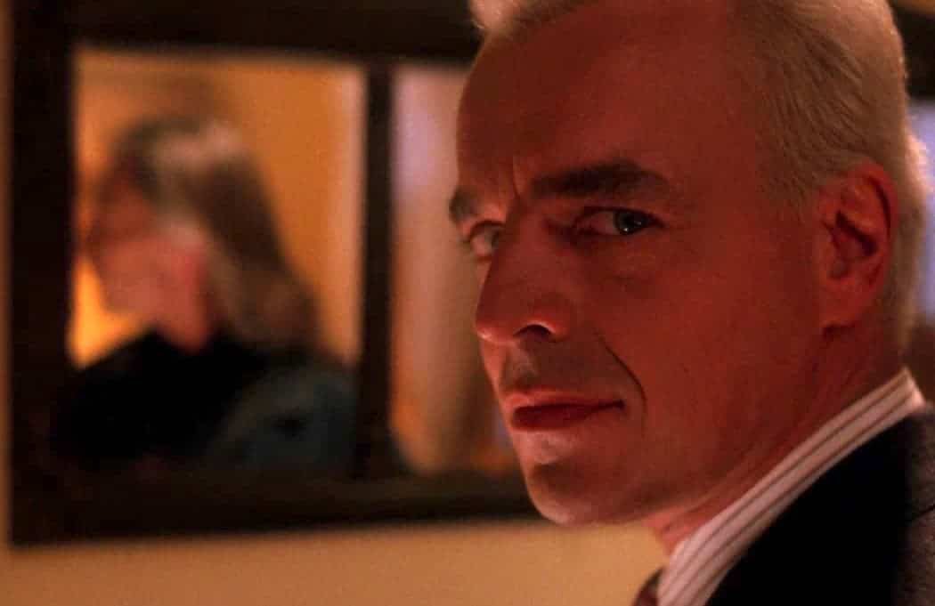nathanrobii's tweet photo. ray wise’s performance as leland is so good like the expressions hes able to make are unreal and he is so terrifying in so many scenes. such an underrated performance https://t.co/NEAJu3nVmS