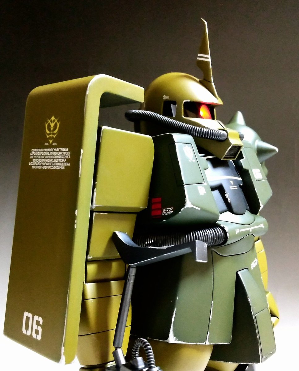 胸だけで10リツイート来たらえっち #横顔を載せると何かいい感じに