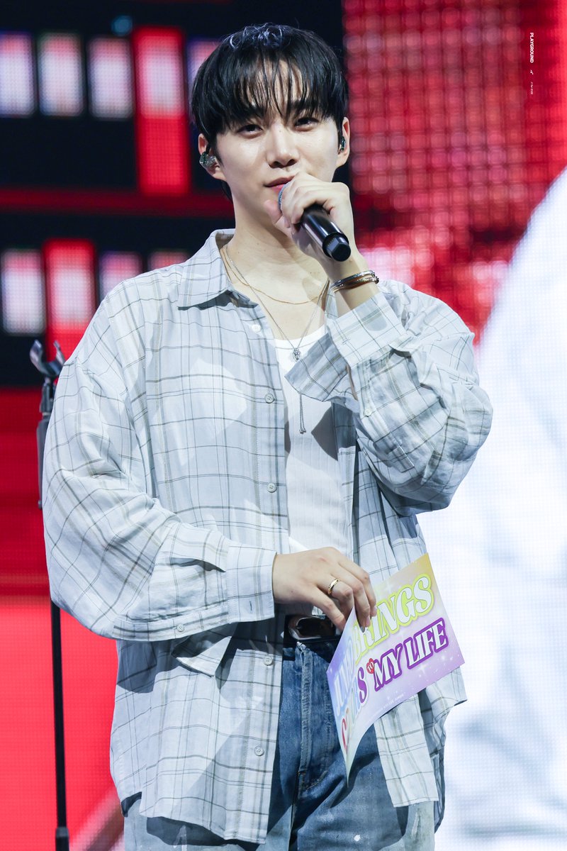 Nataliemiumiu tweet media