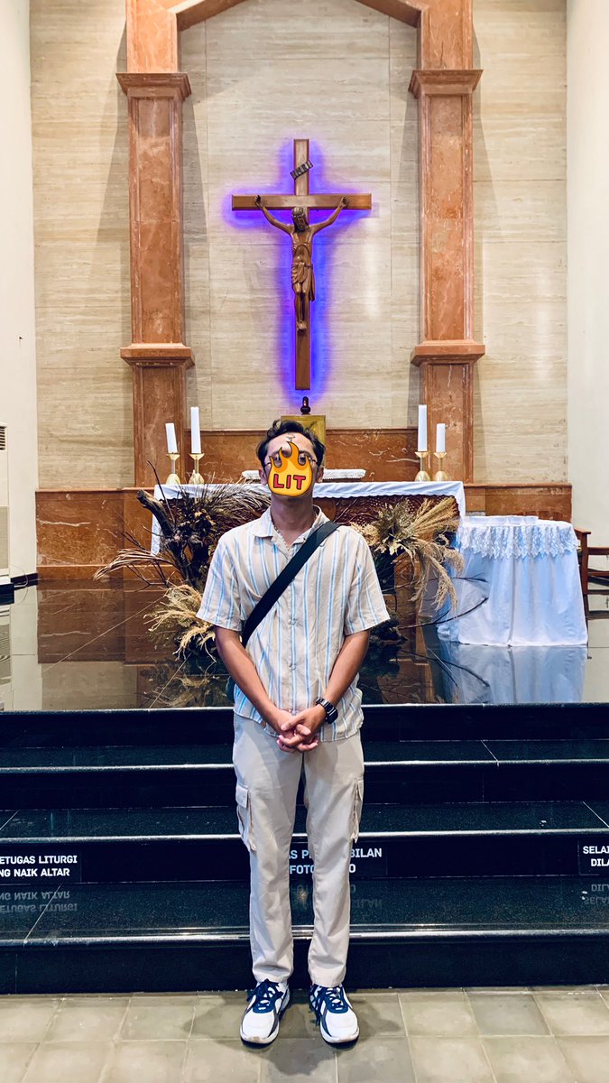 belosomm's tweet photo. Remember that you are dust, and to dust you shall return.
Selamat memasuki masa prapaskah diawali dengan Rabu Abu 🙏 https://t.co/L3DpUKm7u0