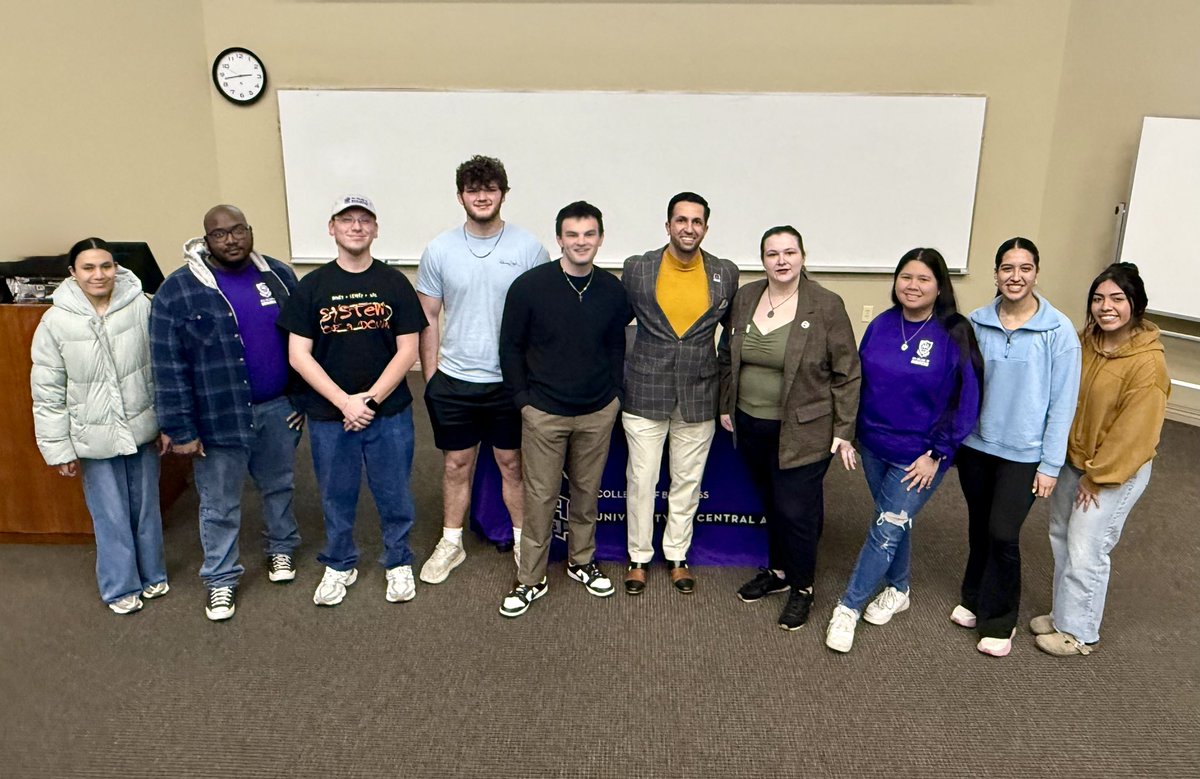 Today, we were privileged to meet our Executive in Residence, Mr. Amir Deylami, COO of the NASA Ames Research Center. We look forward to seeing him again for the second visit in his Leadership Series on March 31! Learn more about Mr. Deylami. uca.edu/business/eir