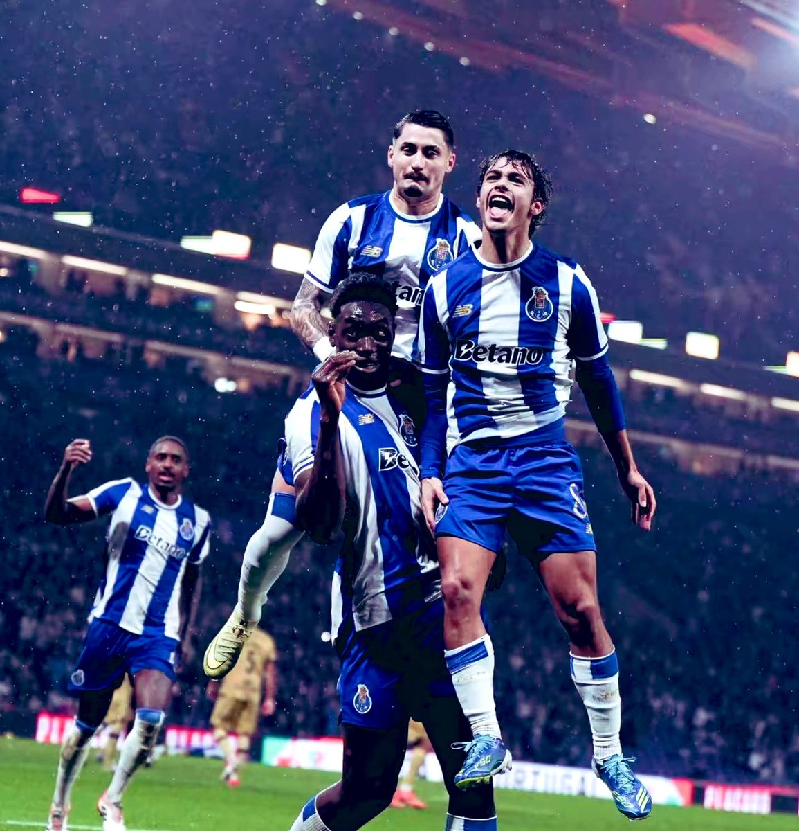 INVICTA DRACARIUS tweet media