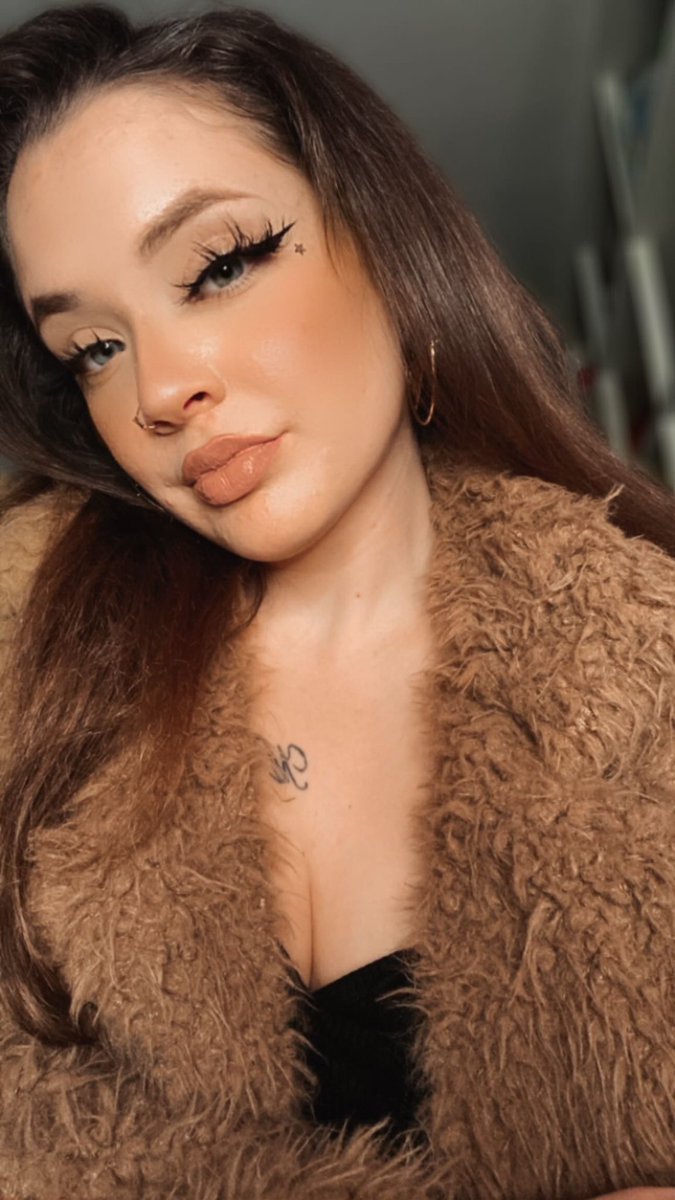 Follow my instaaaa instagram.com/lucyloo9595?ig…