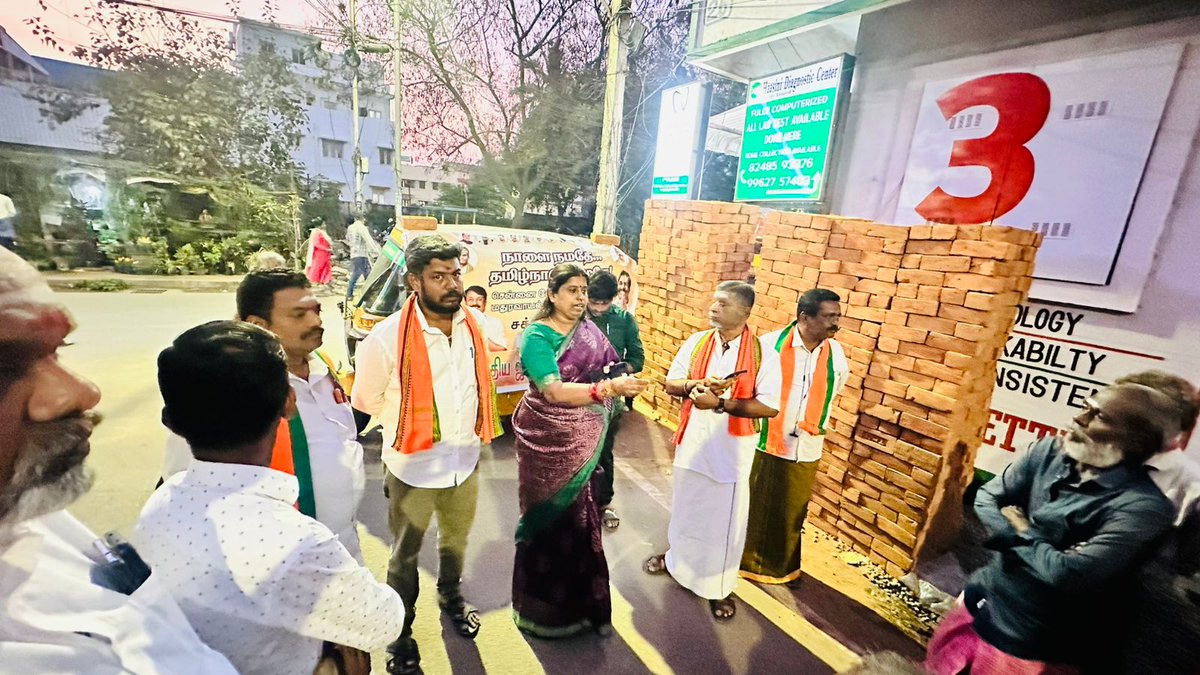 SangeethaMathi2's tweet photo. நாளை நமதே 
தமிழ்நாடு நமதே

பாஜக தெருமுனை கூட்டம்
சென்னை மேற்கு மாவட்டம் 
மதுரவாயில் மத்திய மண்டல் 
சக்தி கேந்திர பொறுப்பாளர் 
திரு அன்பழகன் SK. 32.
17.02.2026
@annamalai_k 
@NainarBJP 
@PrabhuSo 
@VanathiBJP 
@KavisriBjp https://t.co/INZt9caTF6