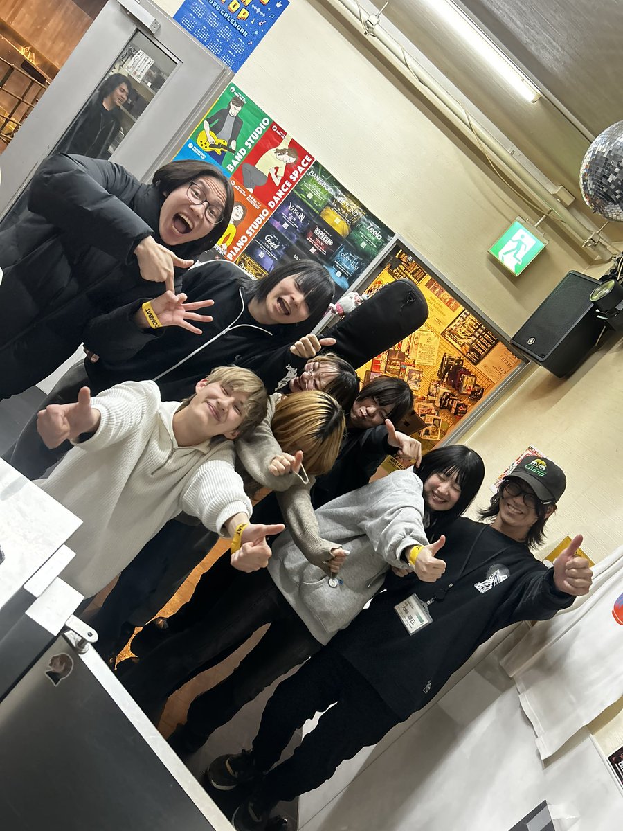 oosaki_b's tweet photo. 26.02.16 はやしりさ卒業企画
帝塚山軽音のハッピーガールはやしりさの卒業企画でした☺️りさの大好きな人たち集まって先輩も後輩もたくさんの良きすぎる1日でした🤭卒業してからもたくさん遊びにおいでね！残りもしっかり楽しもう🤭皆様ありがとうございました！！ https://t.co/Gp4x2BCCOI