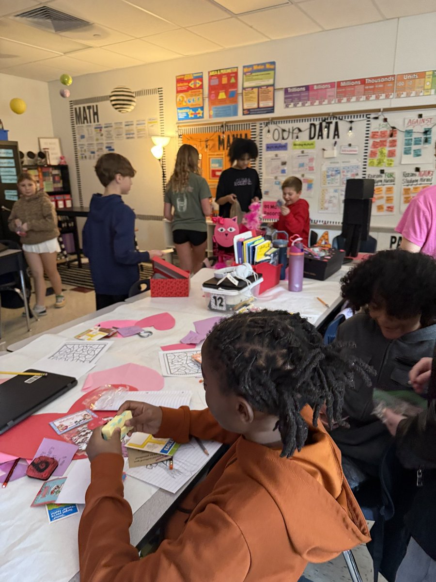 Mrs. Quinones’ Class tweet media