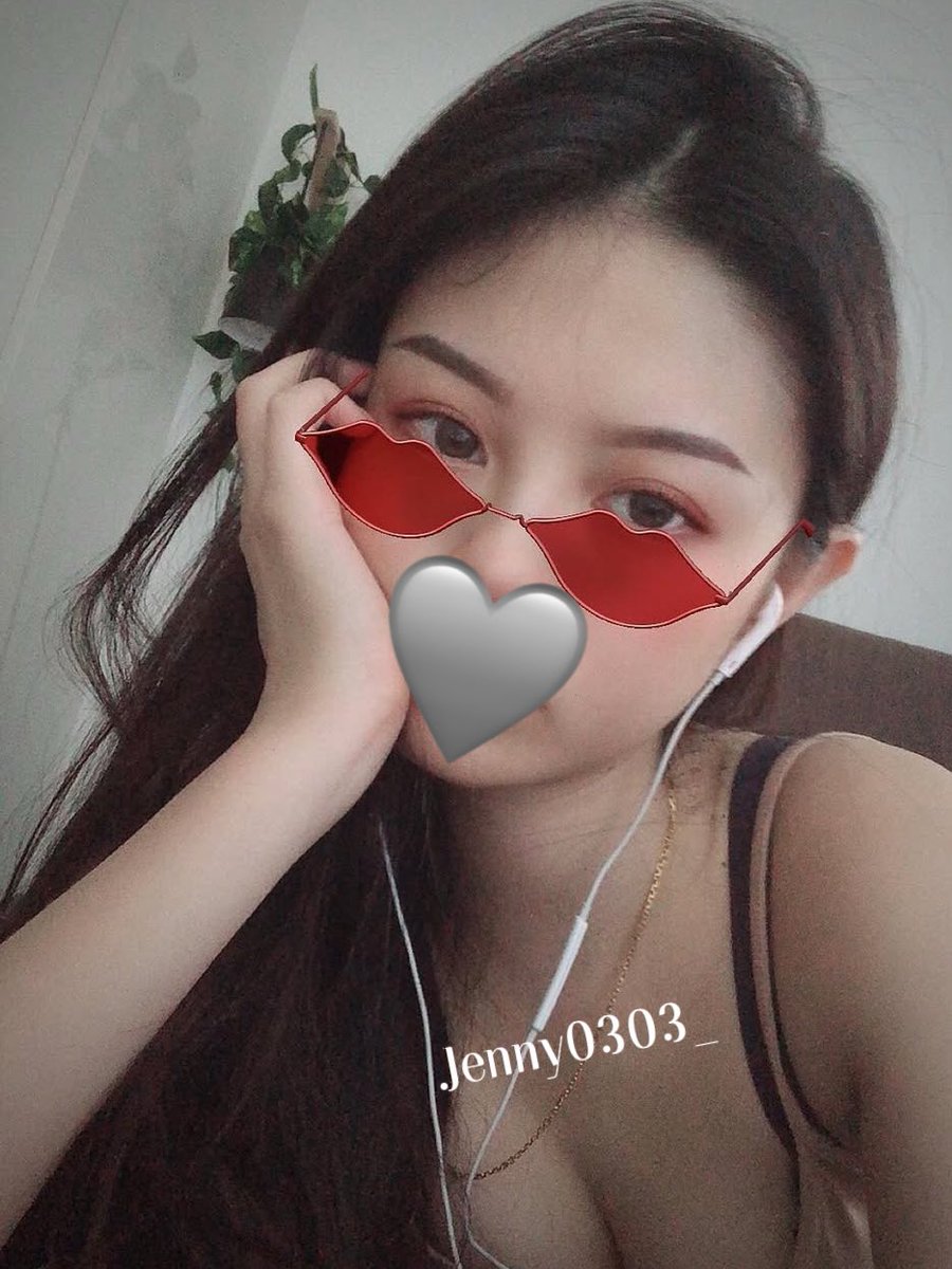 新年快樂🎊祝大家馬年行大運
表哥一直盯著我的ㄋㄟㄋㄟ說有長大喔ಠ_ಠ