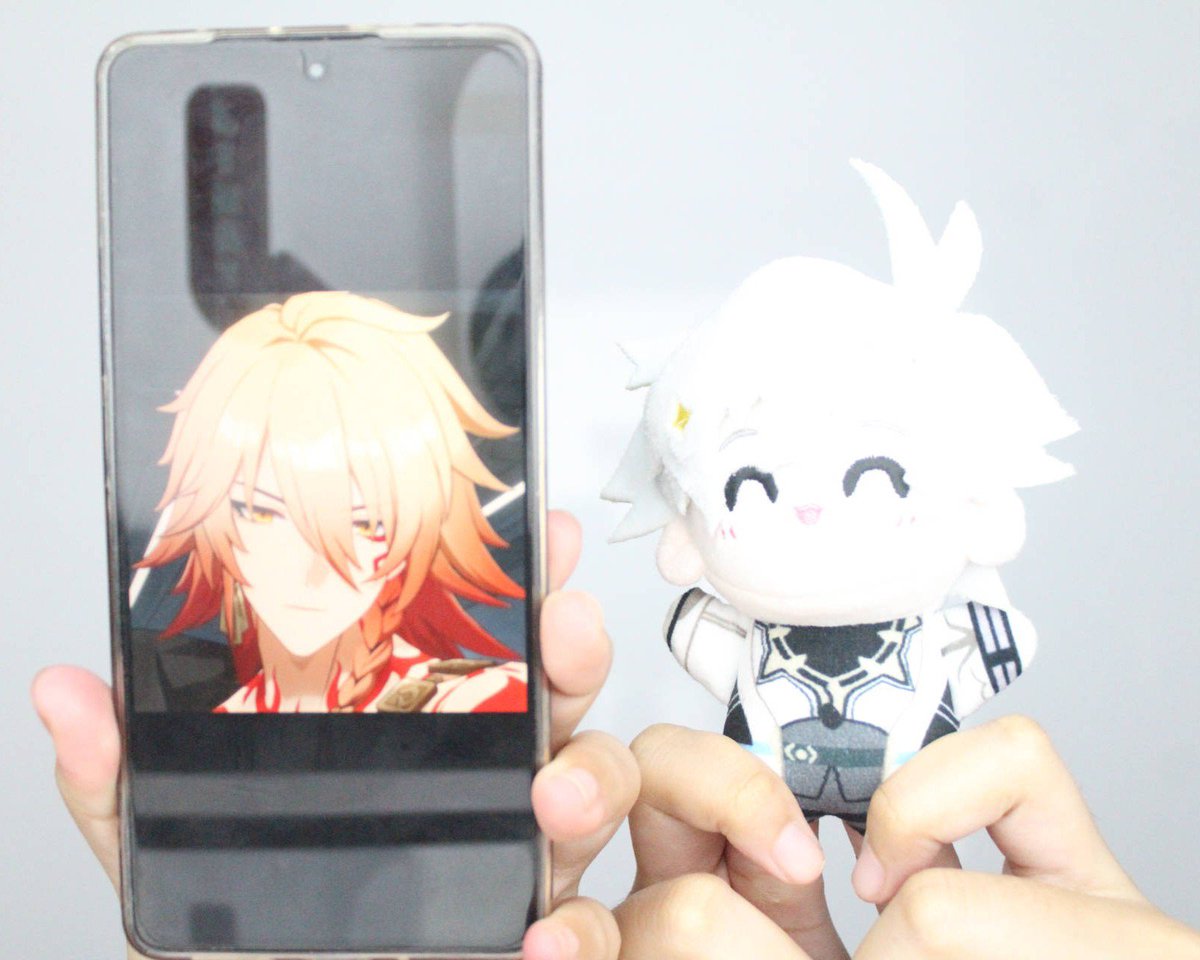 YupTheFeels's tweet photo. THANK YOU FOR THE PHOTOFRAME EVENT!!!!! @PekanPhaiDei 
truly a time to be silly w the oomf #PhaideiValday  🫰🫰 https://t.co/h2MZnVZhB6