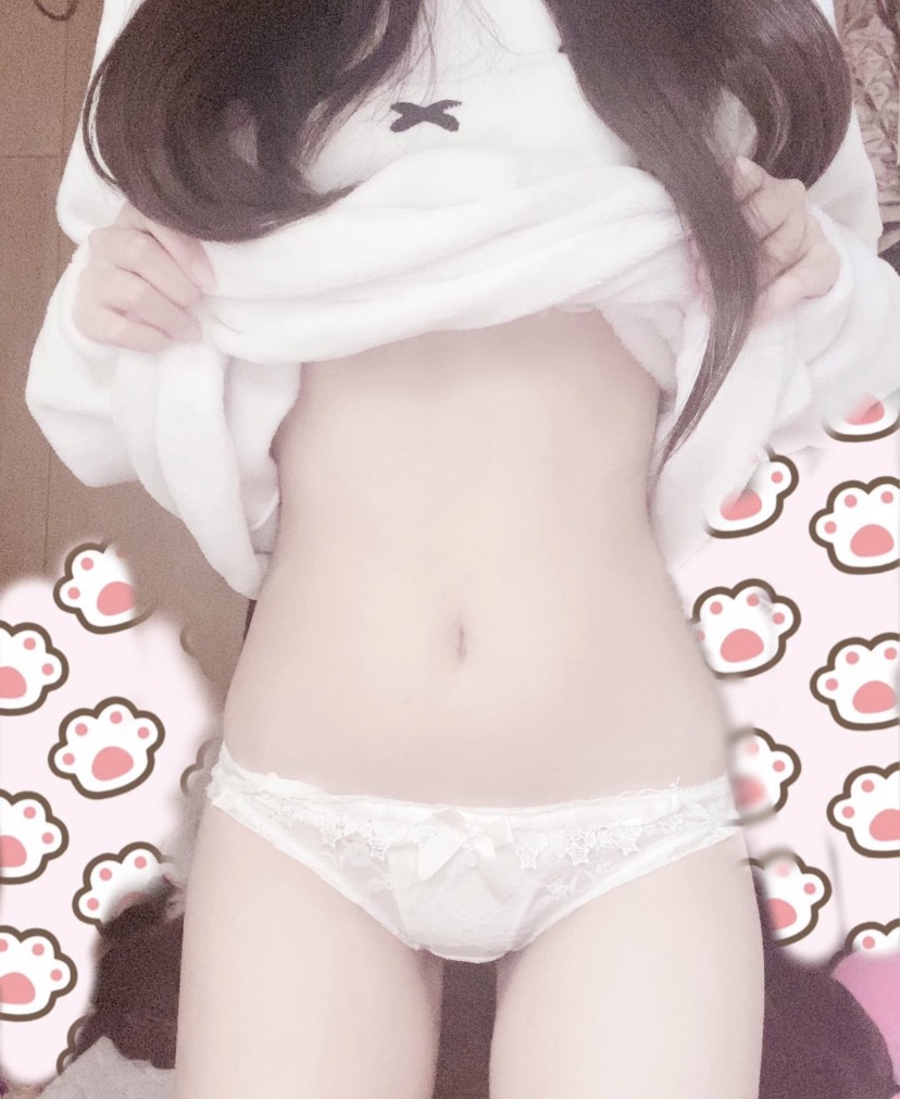 AlanaJimenez16's tweet photo. いいねした人誘っていいかな？
きょうあいたい
149センチの19はちょっと子供すぎていや…？ https://t.co/7jltXUdXp6