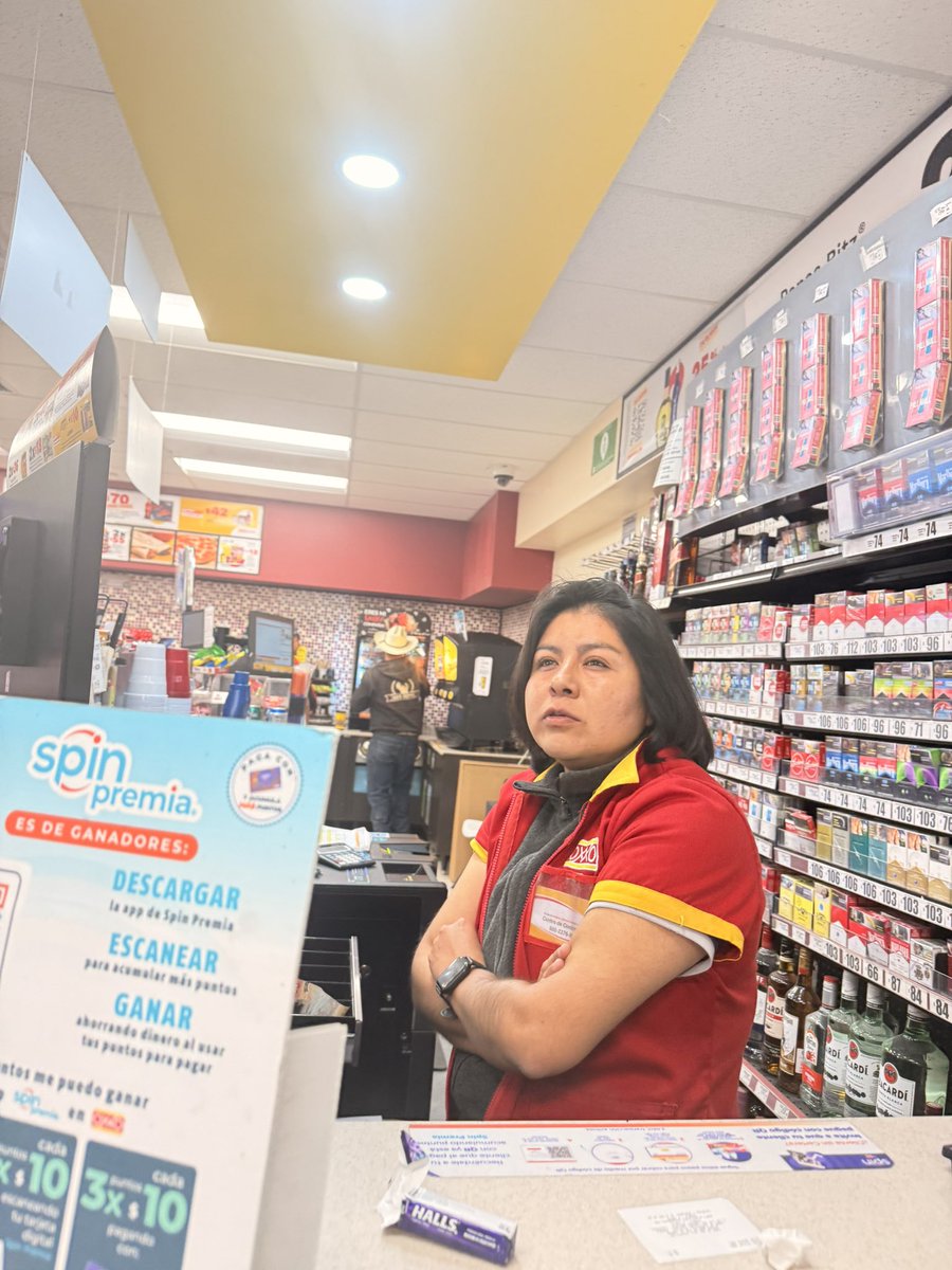 Adomal90's tweet photo. Falta mucho para las 10 y mencionan que no hay depósitos ya en san Lorenzo Ometepec, Tochtepec, Puebla @Tiendas_OXXO @OXXO_Escucha https://t.co/yu4PWrHI3q