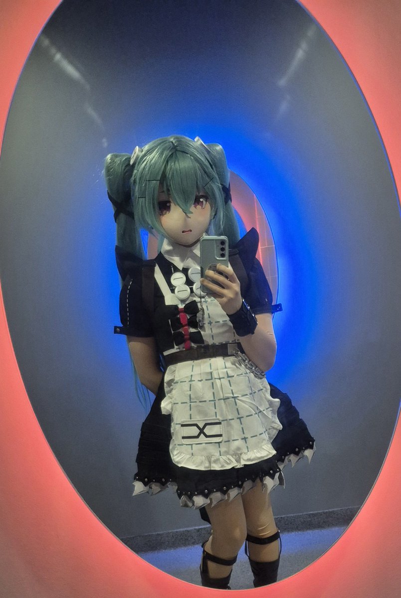 CorinWickesIRL ;~; tweet media