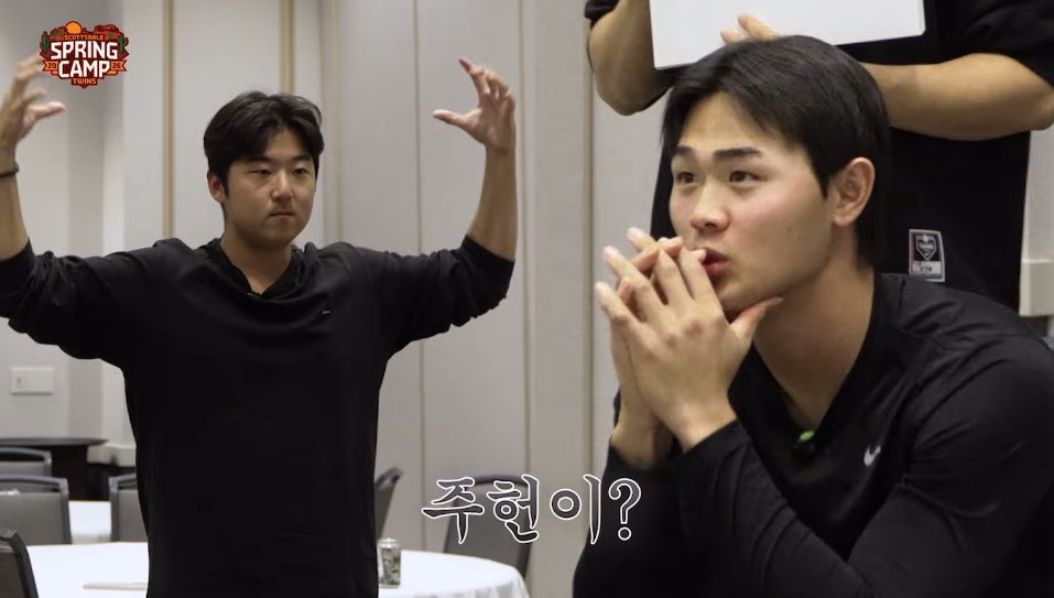 롸진~~~짜개웃겨ㅠㅠㅠㅠㅠㅠㅠㅠ
엘튜브 존경