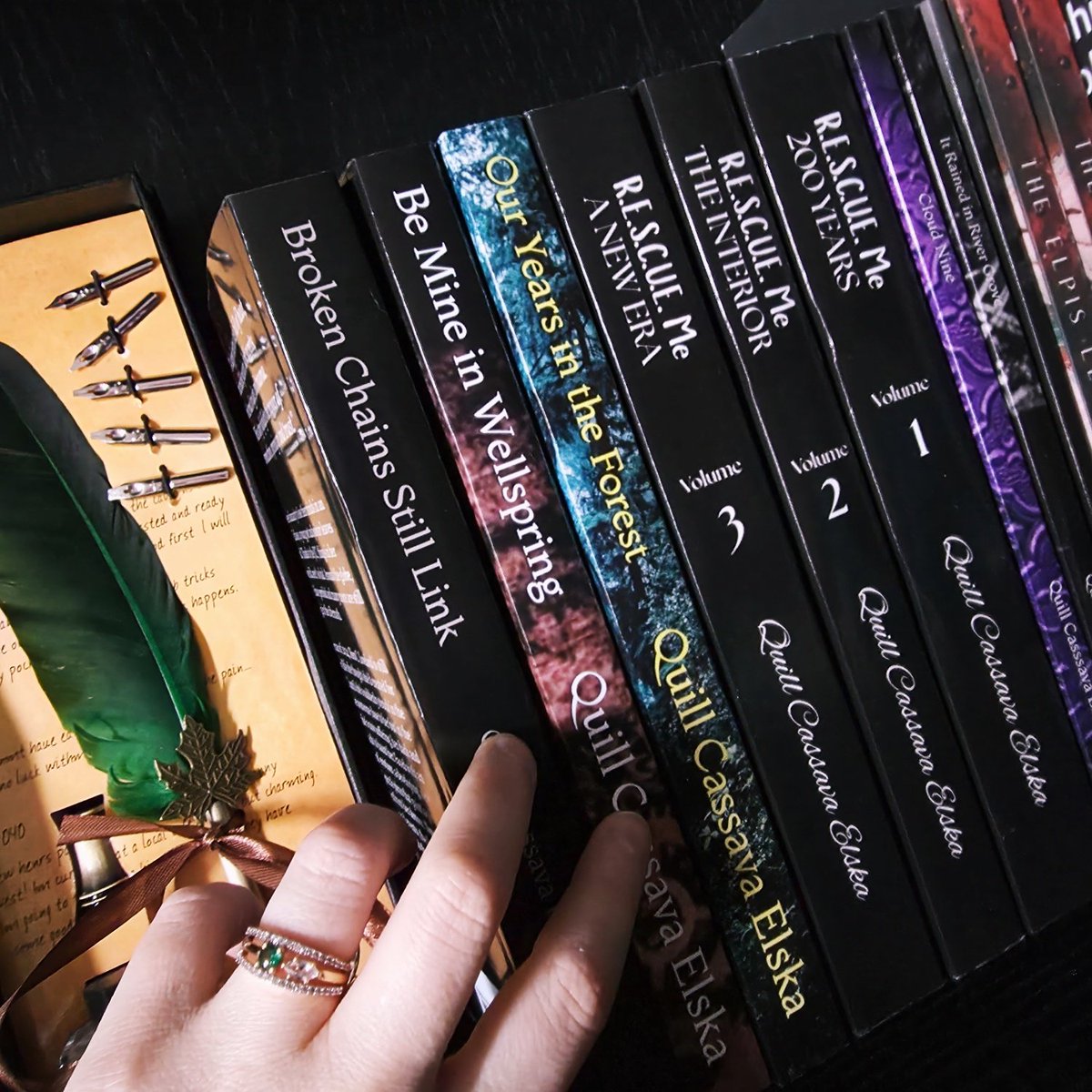 🌈 Author 🪶 QUILL CASSAVA ELSKA 🐻 Empath 🥀 tweet media