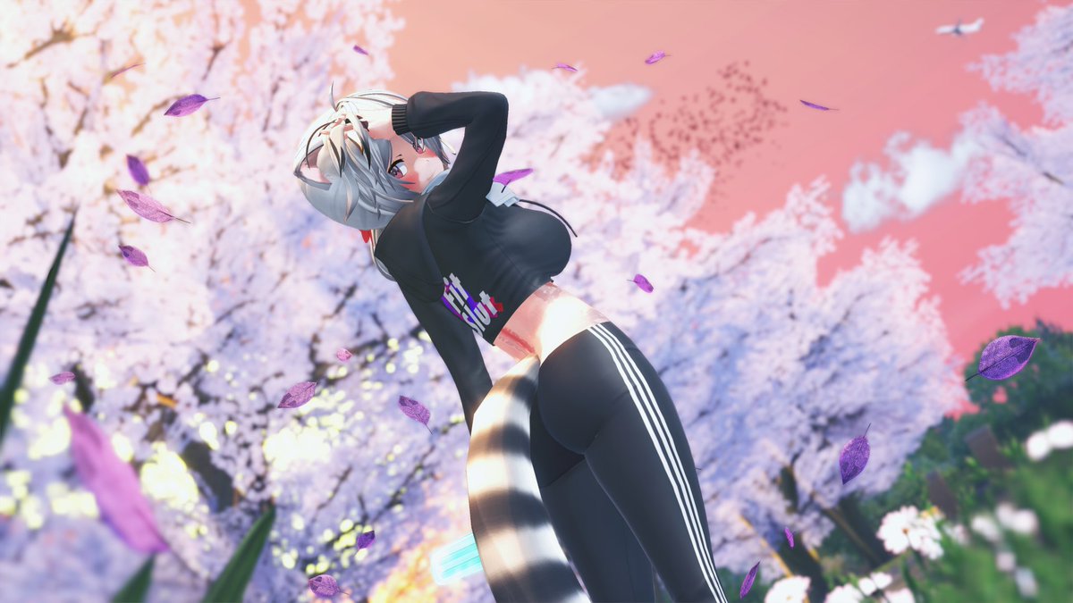 Mitad de semana y toca disfrutar lo mejor posible😉😊

#KoikatsuParty #Anime