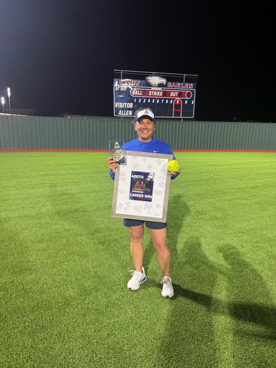 Allen Eagle Softball tweet media